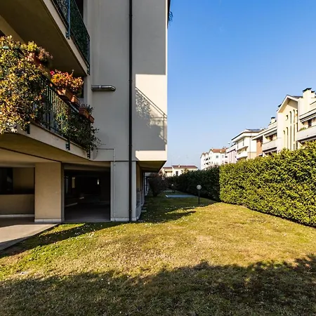 Monolocale Completo Apartment Monza