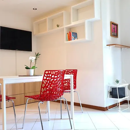 Apartment Monolocale Completo Monza